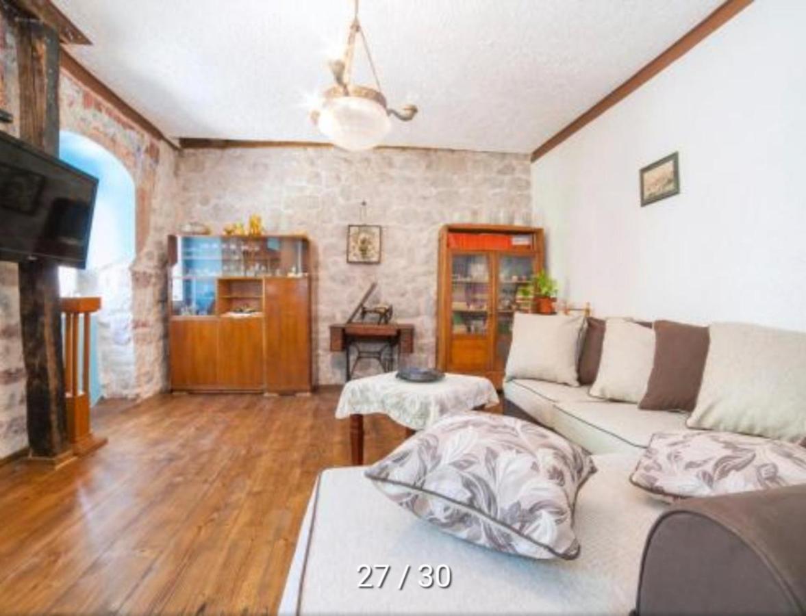 Holiday Home Bogumila Risan Zewnętrze zdjęcie