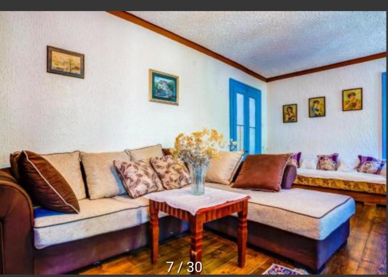 Holiday Home Bogumila Risan Zewnętrze zdjęcie